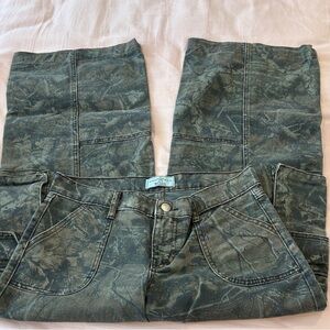 Revice camo amelia pant